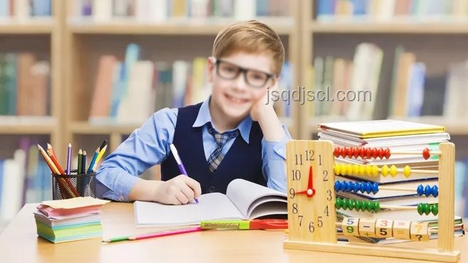 如果發(fā)現(xiàn)孩子非學習型人才，家長應對策略