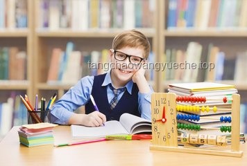 如果發(fā)現(xiàn)孩子非傳統(tǒng)學(xué)習(xí)型人才，家長(zhǎng)應(yīng)對(duì)策略