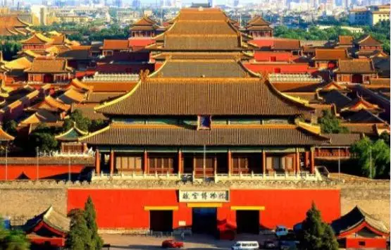 臺北故宮與美國合作不與北京合作：文化策略背后的深層剖析