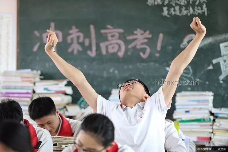 高考失利后的抉擇：小李的復(fù)讀之路