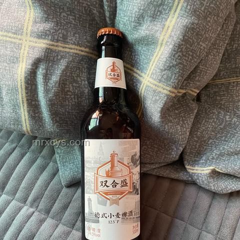 白酒市場(chǎng)擠泡沫：經(jīng)銷商生存挑戰(zhàn)案例研究
