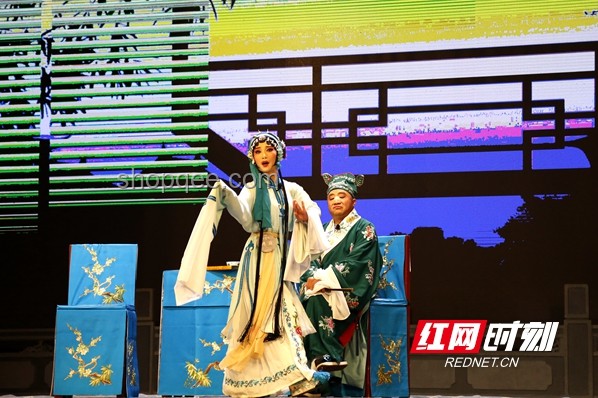畢業(yè)是青春創(chuàng)新劇的啟幕，跨界演繹無(wú)限可能