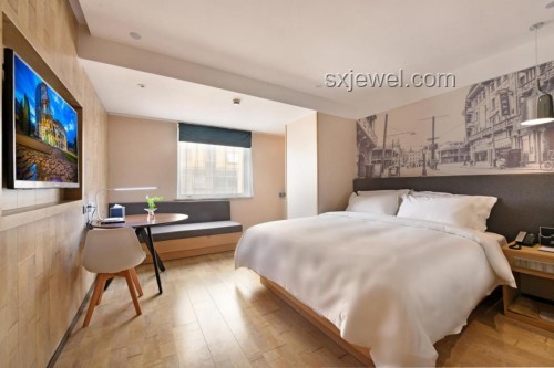 8元旅館與高價(jià)住宿的對(duì)比分析：生存需求與品質(zhì)享受