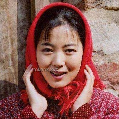 被女生倒追是什么體驗：情感動態(tài)與社會認(rèn)知的深度剖析