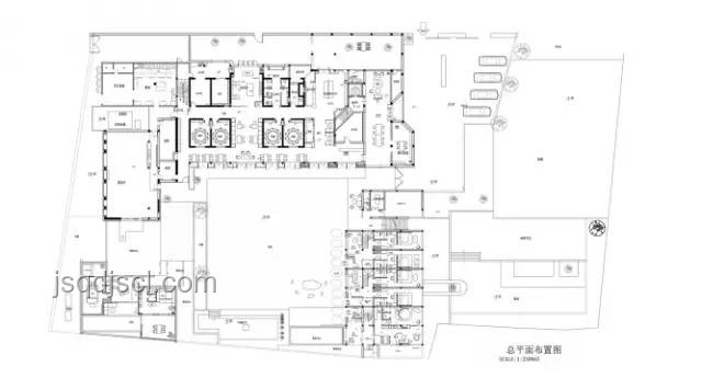 成都泳池辦公室VS傳統(tǒng)辦公室：創(chuàng)新改造的利弊分析