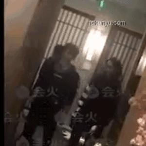 鹿晗“脫鞋梗”引領(lǐng)娛樂(lè)互動(dòng)新風(fēng)尚，未來(lái)趨勢(shì)預(yù)測(cè)