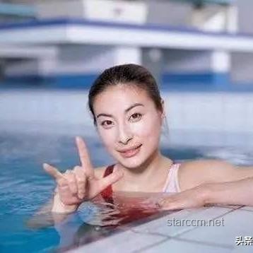 爺爺情感糾葛下的創(chuàng)新育兒反思：情感智能與家庭重構(gòu)