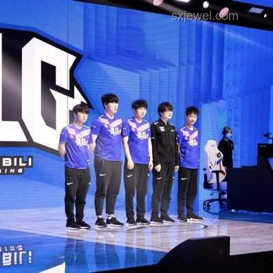 BLG橫掃G2：電競(jìng)創(chuàng)新策略下的MSI征途，跨界融合新紀(jì)元