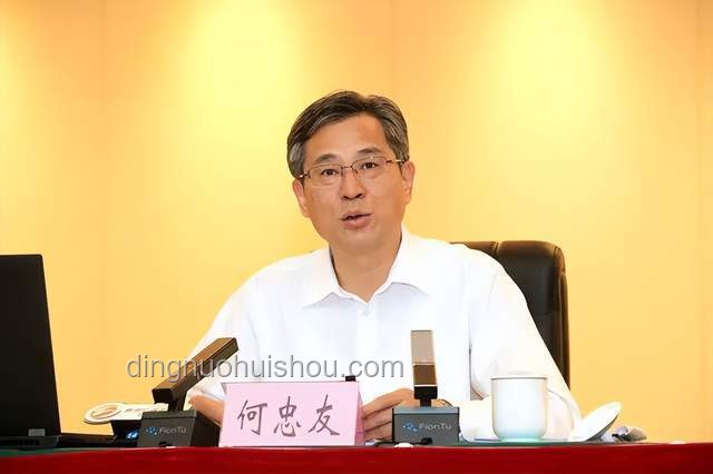 陳小江與前任新疆黨委書記對比分析