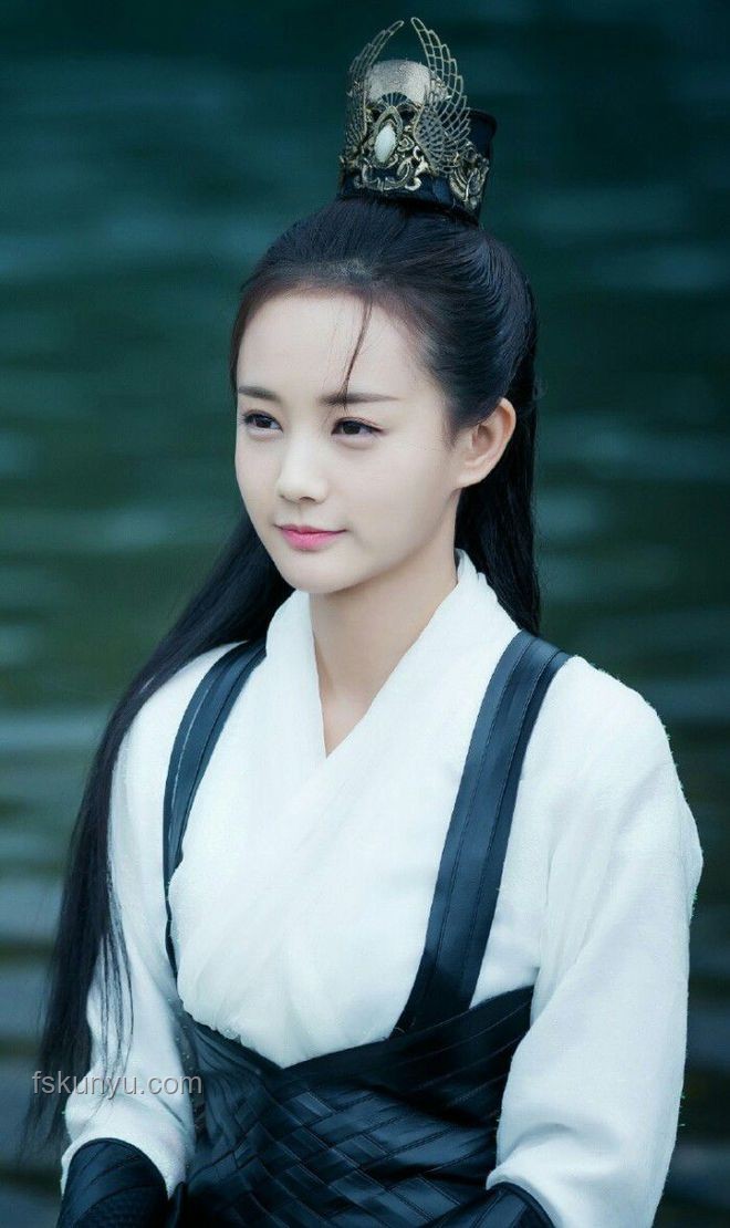 李一桐粉絲必看：解鎖“魔桐降世”風格打造指南