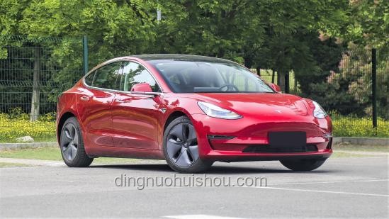 Model 3長續(xù)航版漲價1萬后購車指南