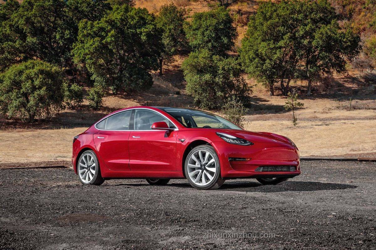 Model 3長續(xù)航版漲價1萬后的全面對比分析