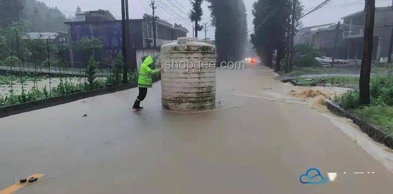 暴雨中的智慧火花：直擊湖北咸豐暴雨內(nèi)澇現(xiàn)場(chǎng)與未來城市韌性構(gòu)建