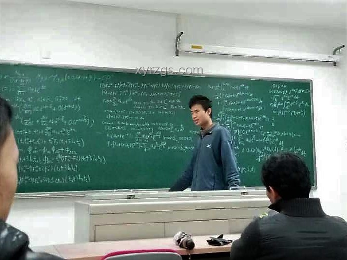 韋東奕晉升北大長聘副教授案例研究
