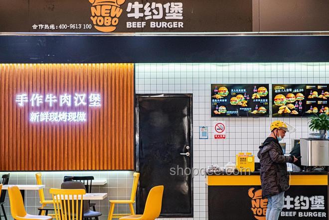 牛約堡食品安全危機：門店食材裸露，蟑螂橫行深度剖析