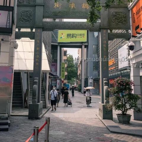 《新聞聯(lián)播》的未來趨勢：深度融合與技術(shù)創(chuàng)新引領(lǐng)新風(fēng)貌