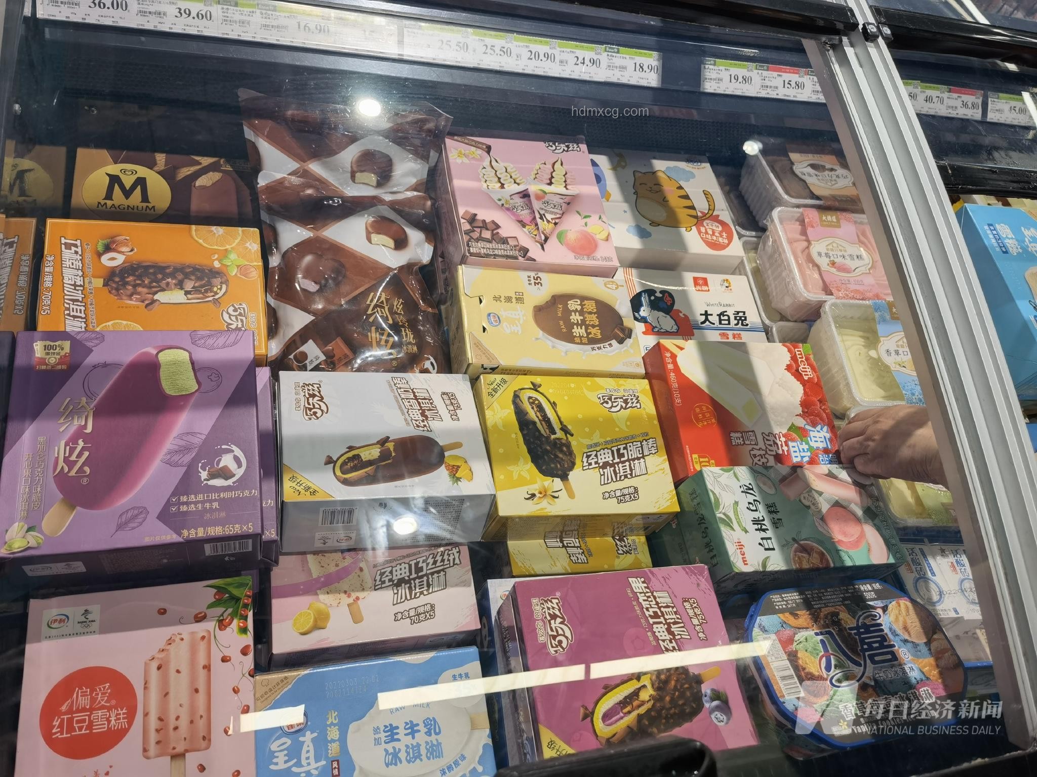 哈根達(dá)斯撤店潮與市場(chǎng)變革：冰淇淋行業(yè)格局對(duì)比分析