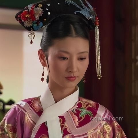 《甄嬛傳》甄嬛扶持安陵容上位后的“酸”情緒探析