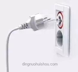 成都暴雨下的家居安全隱患：插座出水現(xiàn)象深度剖析