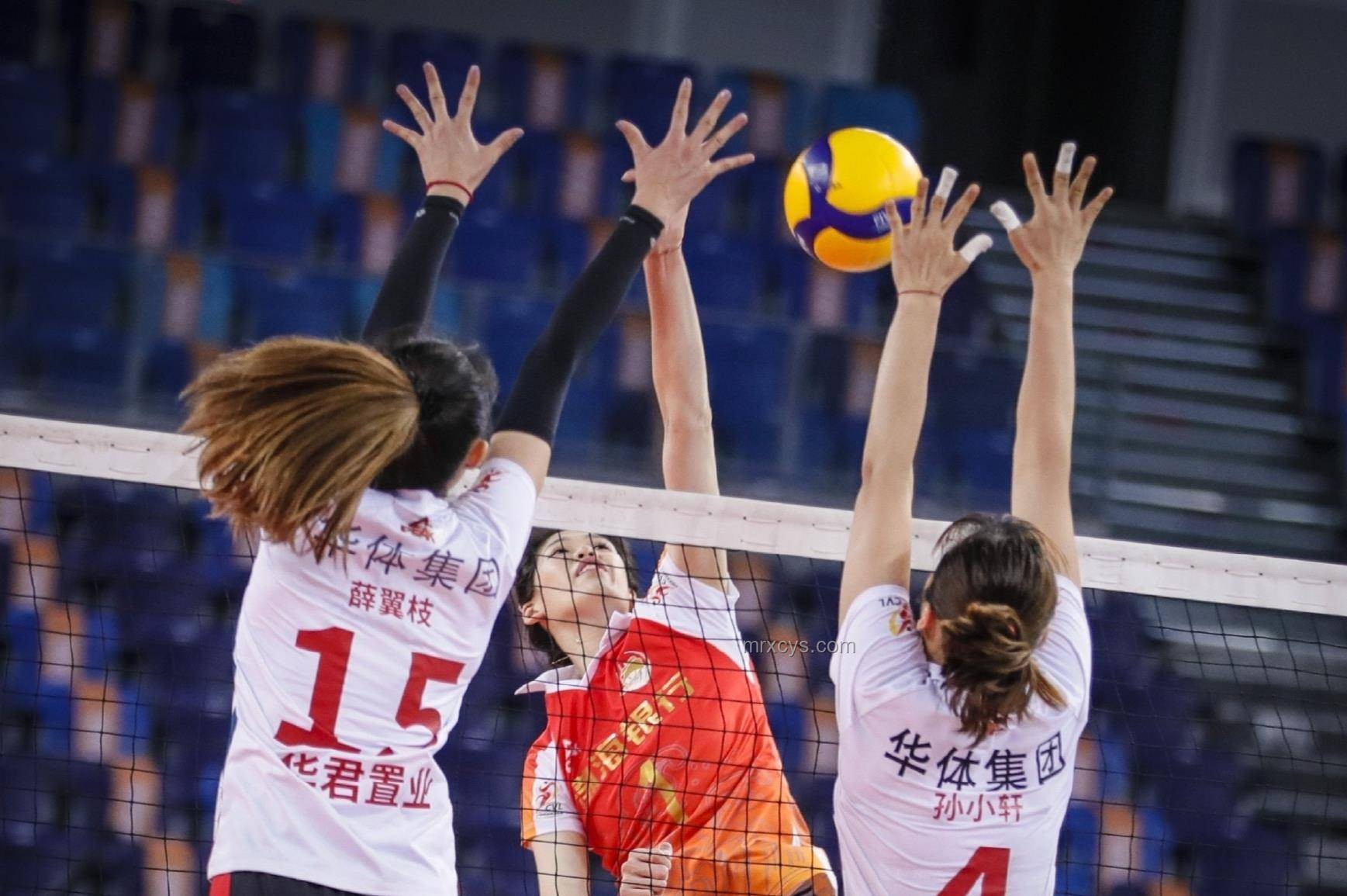 淮安隊(duì)0-0戰(zhàn)平常州隊(duì)：戰(zhàn)術(shù)布局與賽場(chǎng)表現(xiàn)深度剖析
