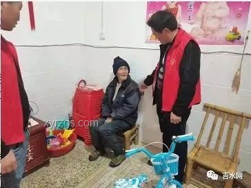 門店應(yīng)對(duì)老人蹭空調(diào)策略分析：喇叭驅(qū)趕現(xiàn)象透視