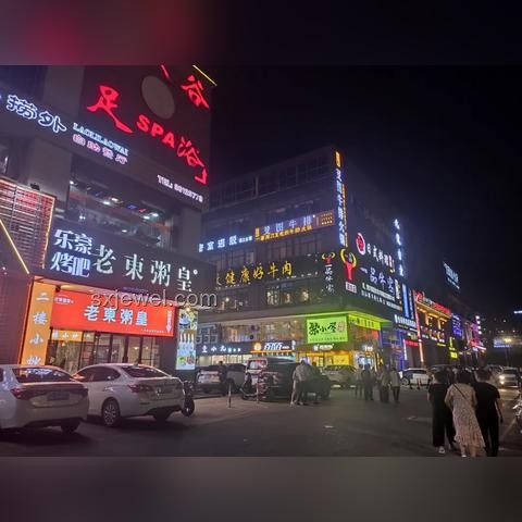 虛一直構(gòu)的烤魚之夜：麥田晚風中的溫馨記憶