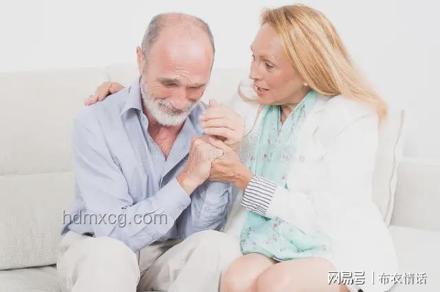 親人去世不掉淚者：三種類型人的對比分析