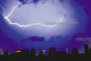 大連夜空閃電頻現(xiàn)，7649次雷擊背后的故事與影響???