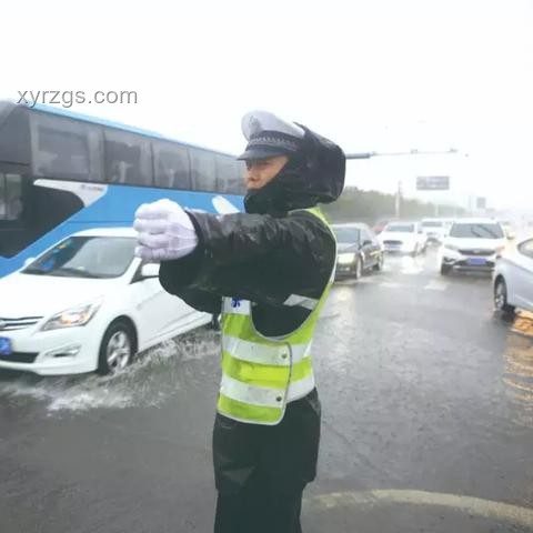 三預(yù)警齊發(fā)下全國(guó)多地暴雨天氣對(duì)比分析