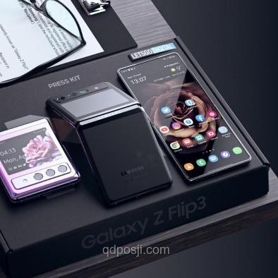 三星Galaxy Z Fold 7真機曝光：折疊新體驗，驚喜連連??, 科技感, 折疊設(shè)計, 創(chuàng)新體驗