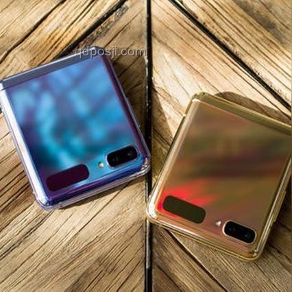 三星Galaxy Z Fold 7真機曝光：折疊新體驗，驚喜連連??, 科技感, 折疊設(shè)計, 創(chuàng)新體驗