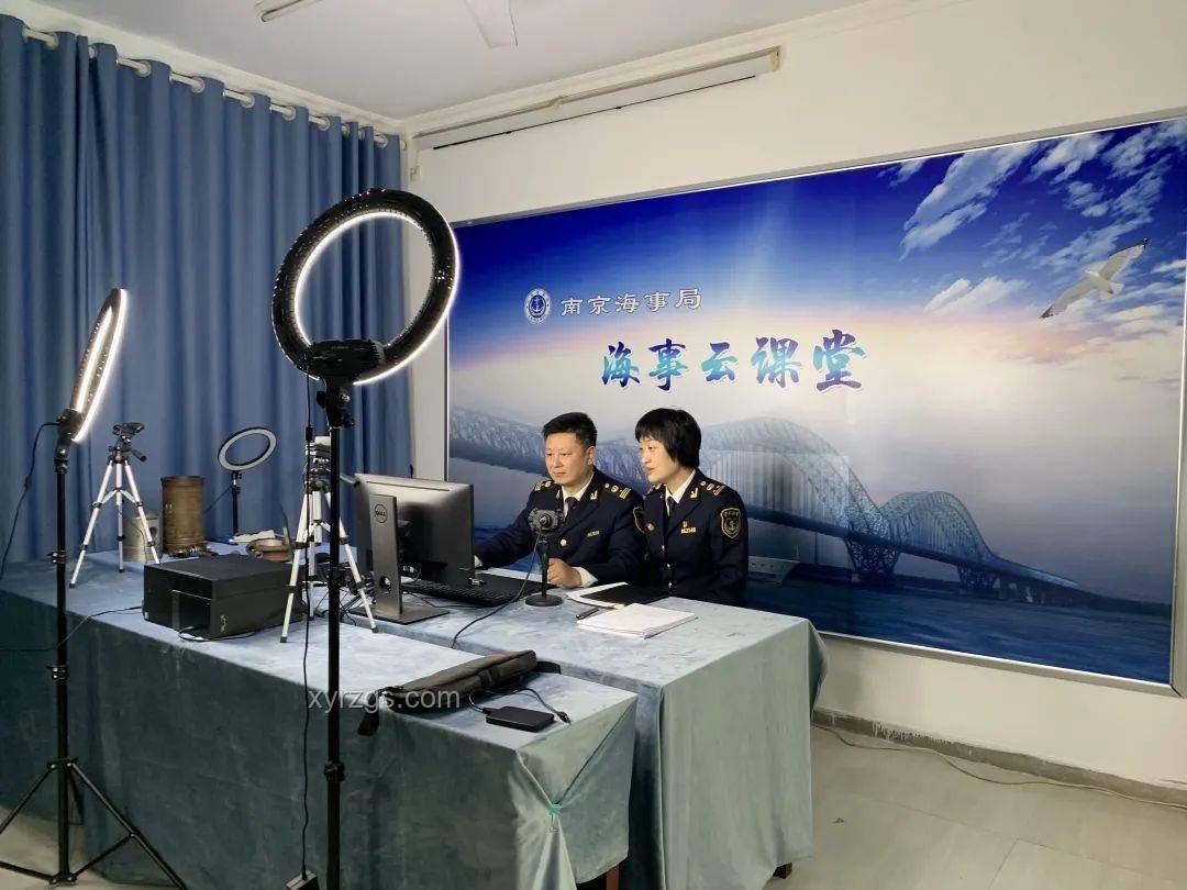 “同志”與“老師”稱呼對比：誰更適合主流？