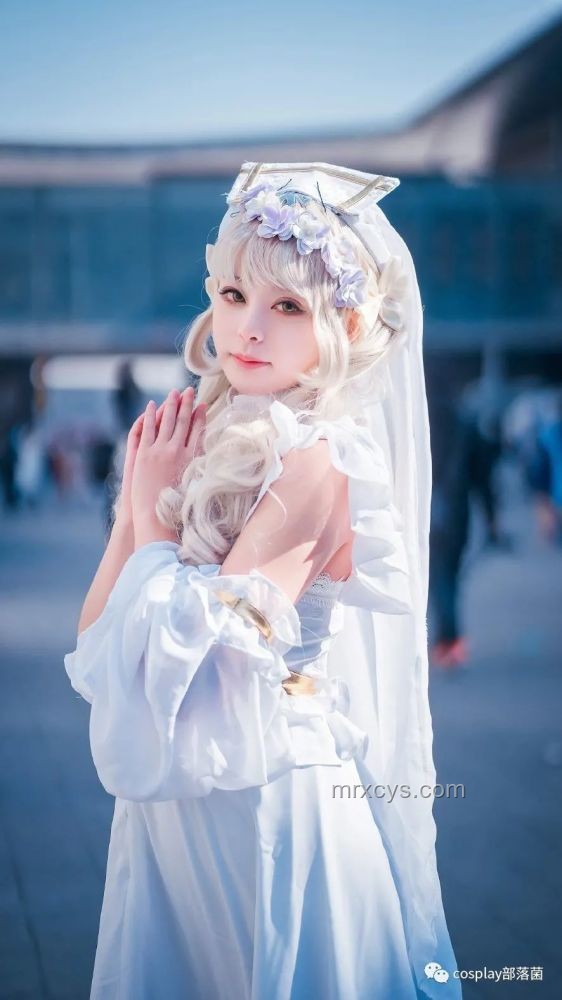 【帽子米塔cos對比常規(guī)Cosplay】趣味性與互動體驗(yàn)分析