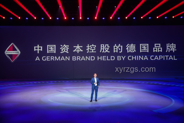 全球銀行股創(chuàng)新高：跨界融合下的金融新紀(jì)元，創(chuàng)新不止步